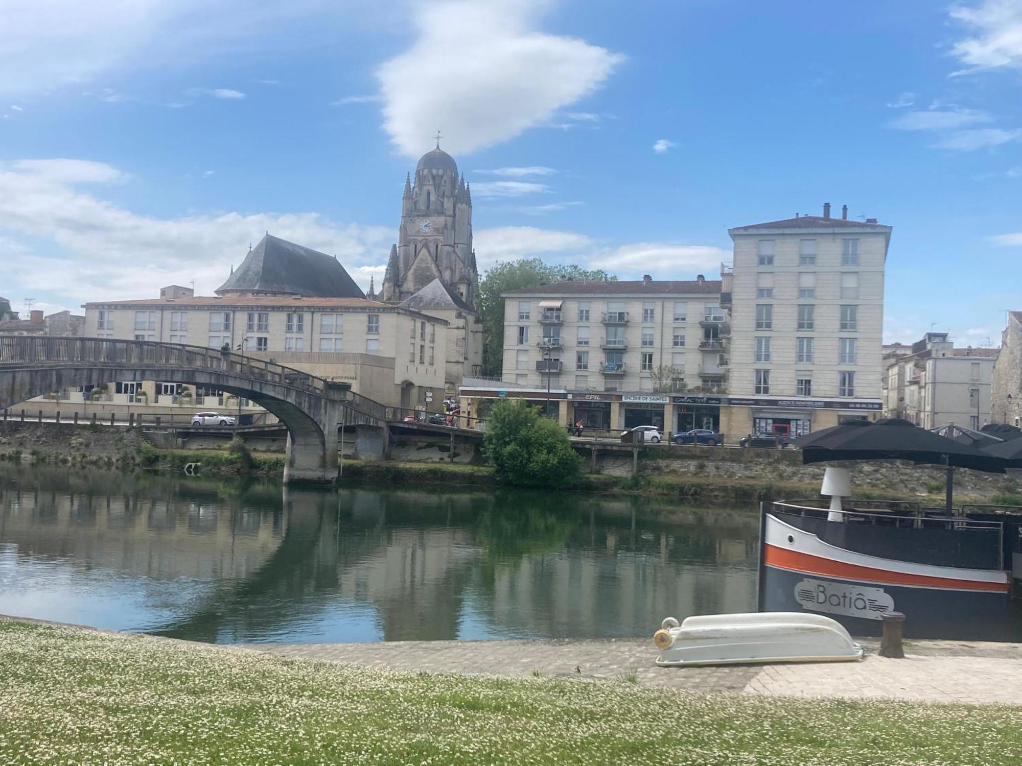 Les Ganivelles *
